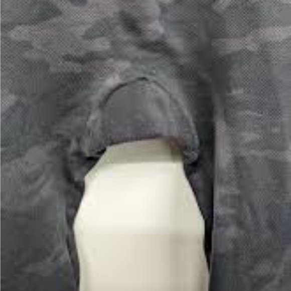 Spanx women’s leggings, army, fatigue, gray, whatever size 1X/1 TG - Picture 4 of 10